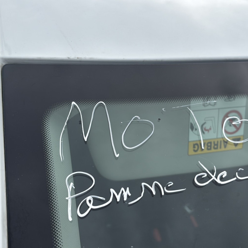 RENAULT CLIO 5 PHASE 1 1.5 BLUE DCI - 8V TURBO Photo n°29