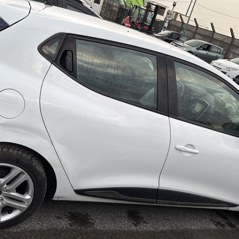 RENAULT CLIO 4 PHASE 2 1.5 DCI - 8V TURBO Photo n°5