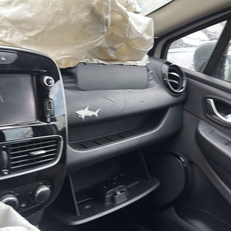 RENAULT CLIO 4 PHASE 2 1.5 DCI - 8V TURBO Photo n°21