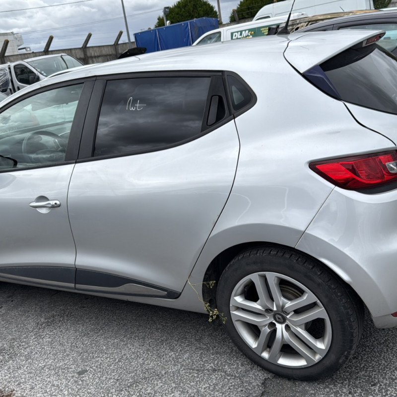 RENAULT CLIO 4 PHASE 2 1.5 DCI - 8V TURBO Photo n°6