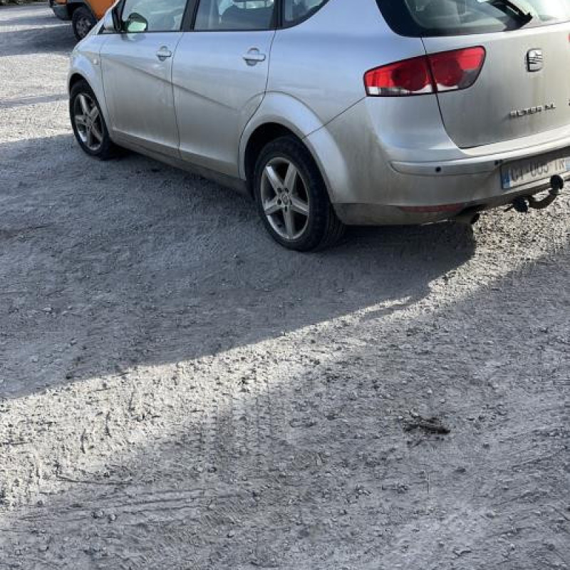 Plage arriere SEAT ALTEA Photo n°8