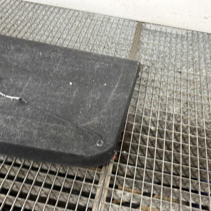 Plage arriere FIAT GRANDE PUNTO Photo n°3