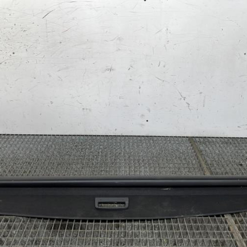 Plage arriere VOLKSWAGEN TOURAN 3 Photo n°4