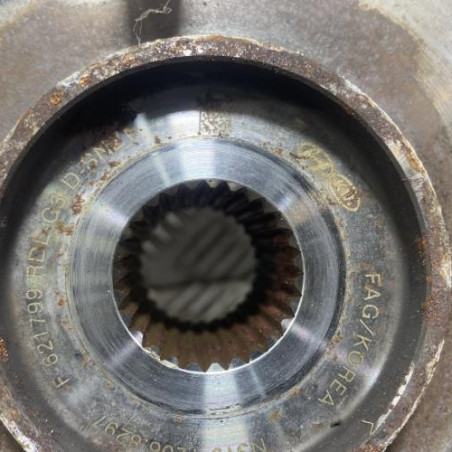 Pivot de moyeu avant droit HYUNDAI KONA