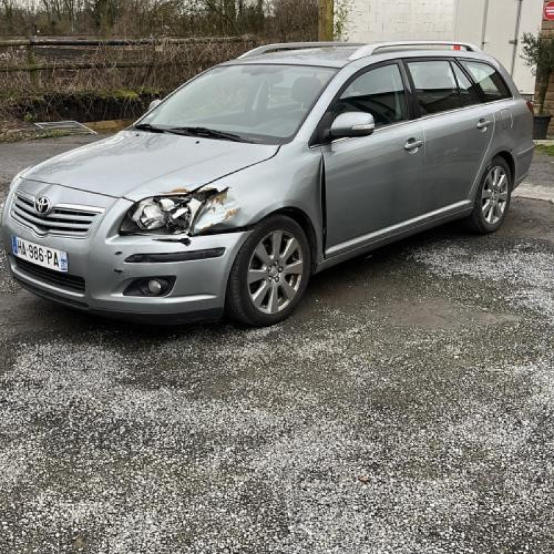 Plage arriere TOYOTA AVENSIS 2 Photo n°5