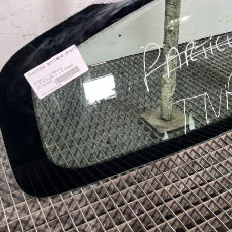 Custode arriere droit RENAULT CLIO 3