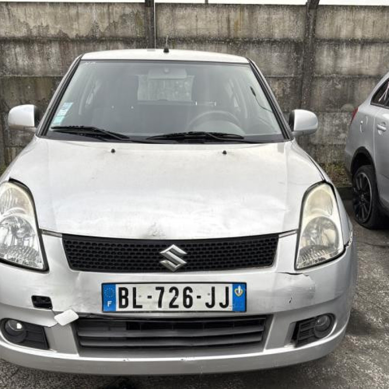 Plage arriere SUZUKI SWIFT 3 Photo n°12