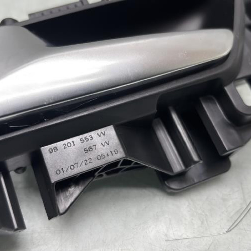 Poignee interieur avant gauche PEUGEOT 208 2 Photo n°3