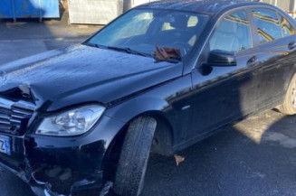 Pretensionneur de ceinture avant droit MERCEDES CLASSE C 204