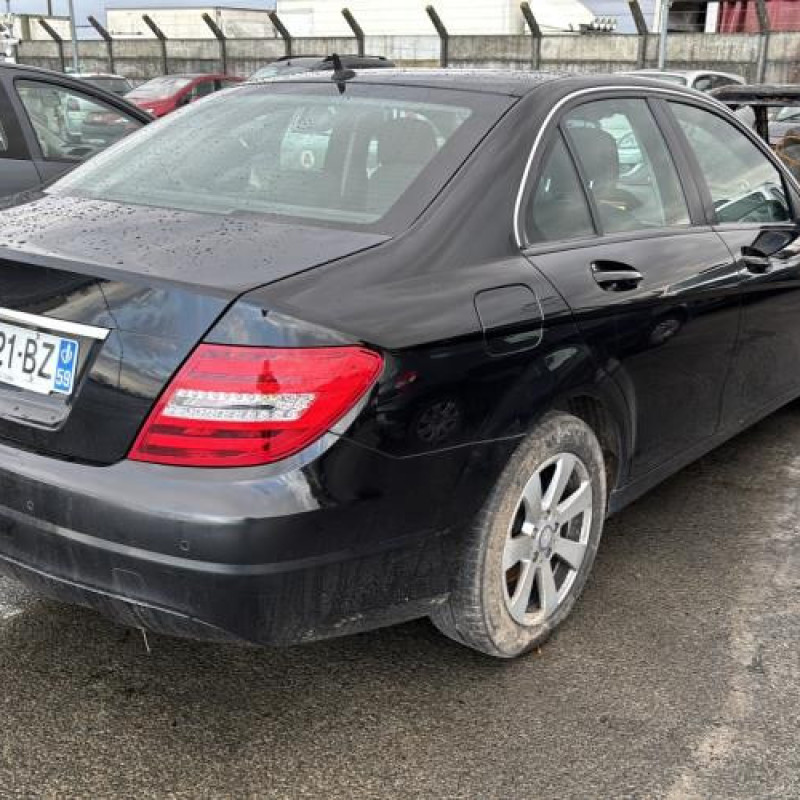 Pretensionneur de ceinture avant droit MERCEDES CLASSE C 204 Photo n°8