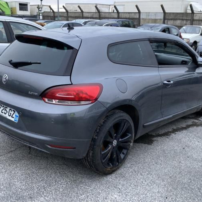 Plage arriere VOLKSWAGEN SCIROCCO 3 Photo n°16