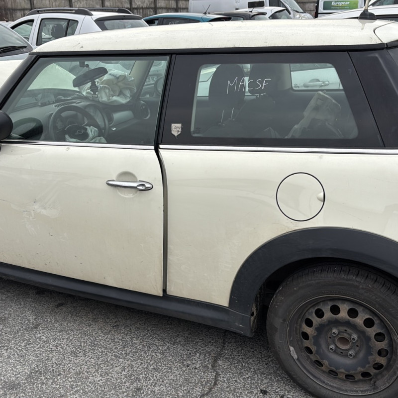 MINI MINI 2 R56 PHASE 2 1.6D - 16V TURBO ONE D Photo n°6