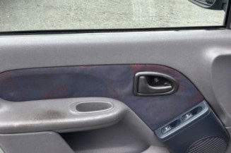 Retroviseur droit RENAULT CLIO 2