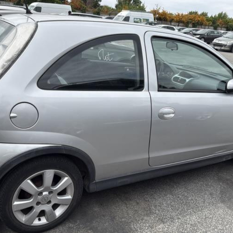 Retroviseur droit OPEL CORSA C Photo n°12