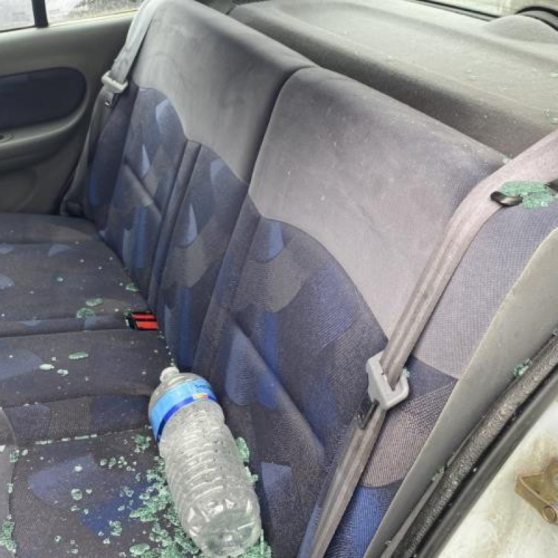 Retroviseur droit RENAULT CLIO 2 Photo n°17