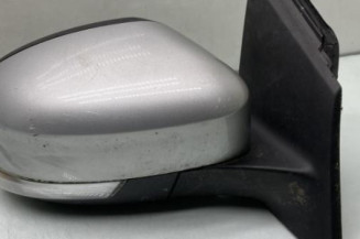 Retroviseur droit FORD FOCUS 3