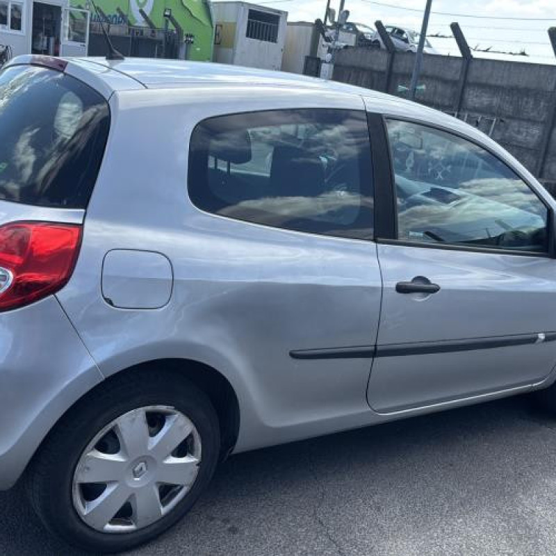 Retroviseur droit RENAULT CLIO 3 Photo n°11