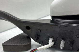 Retroviseur droit PEUGEOT 208 1