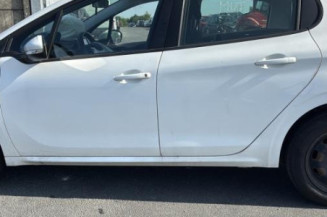 Retroviseur droit PEUGEOT 208 1