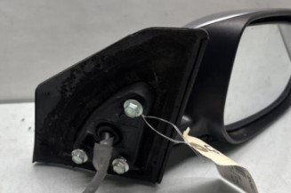 Retroviseur droit TOYOTA AVENSIS 2