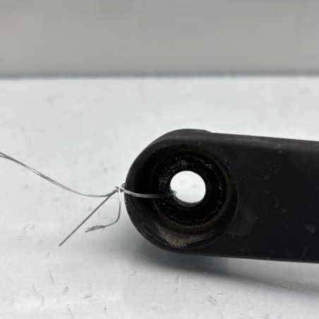 Bras essuie glace avant gauche KIA SORENTO 1