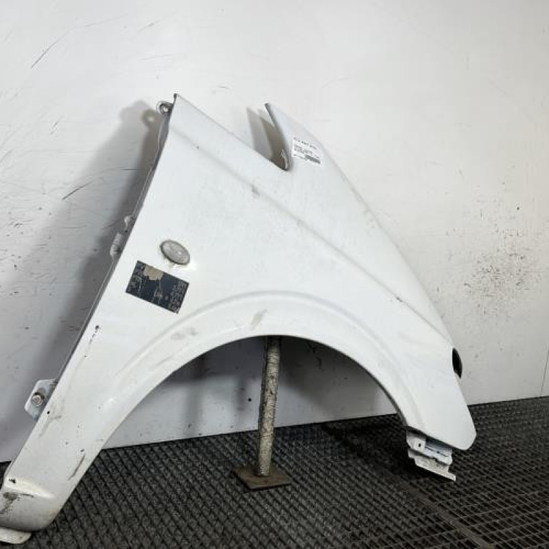 Aile avant droit MERCEDES VITO 639 Photo n°3