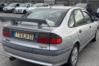 Aile avant gauche RENAULT LAGUNA 1