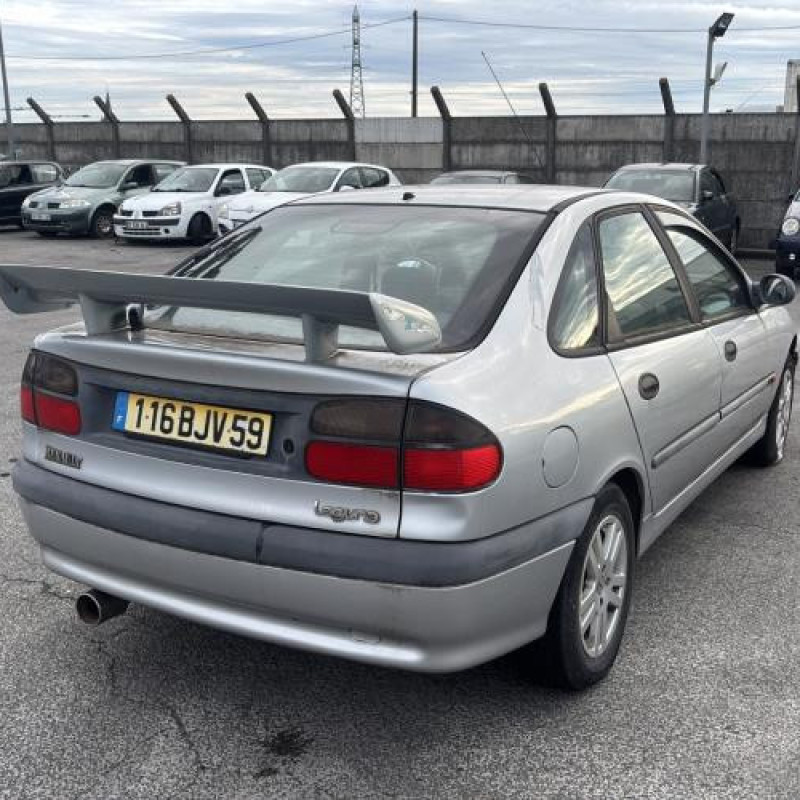 Aile avant gauche RENAULT LAGUNA 1 Photo n°7