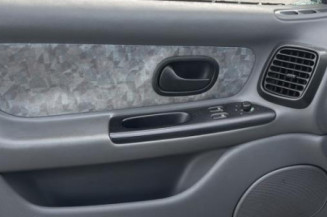 Aile avant gauche RENAULT LAGUNA 1