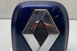 Bouton de coffre RENAULT CLIO 2 Photo n°1
