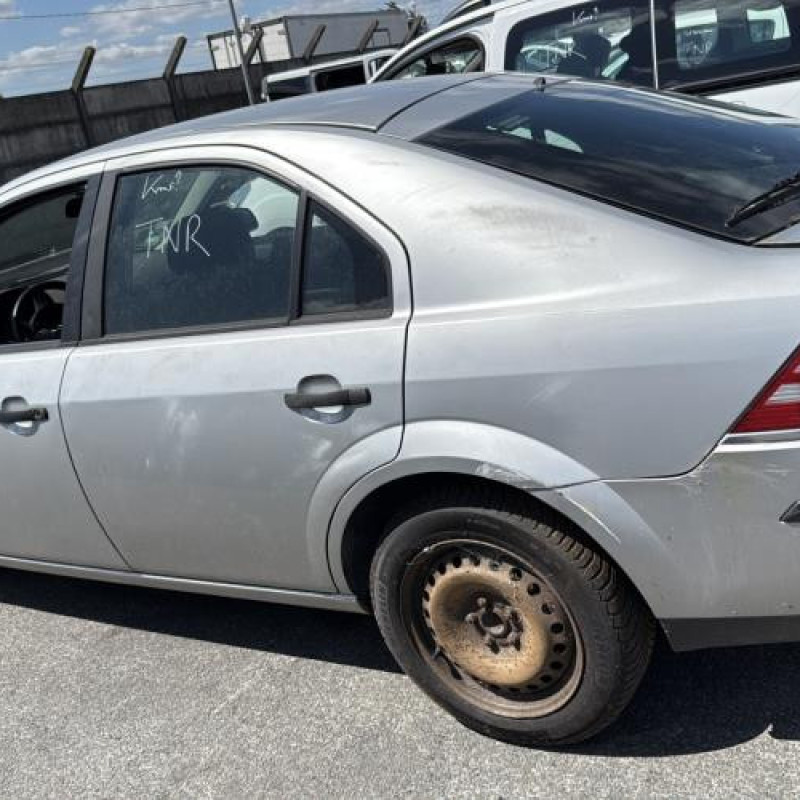 Aile avant gauche FORD MONDEO 2 Photo n°11