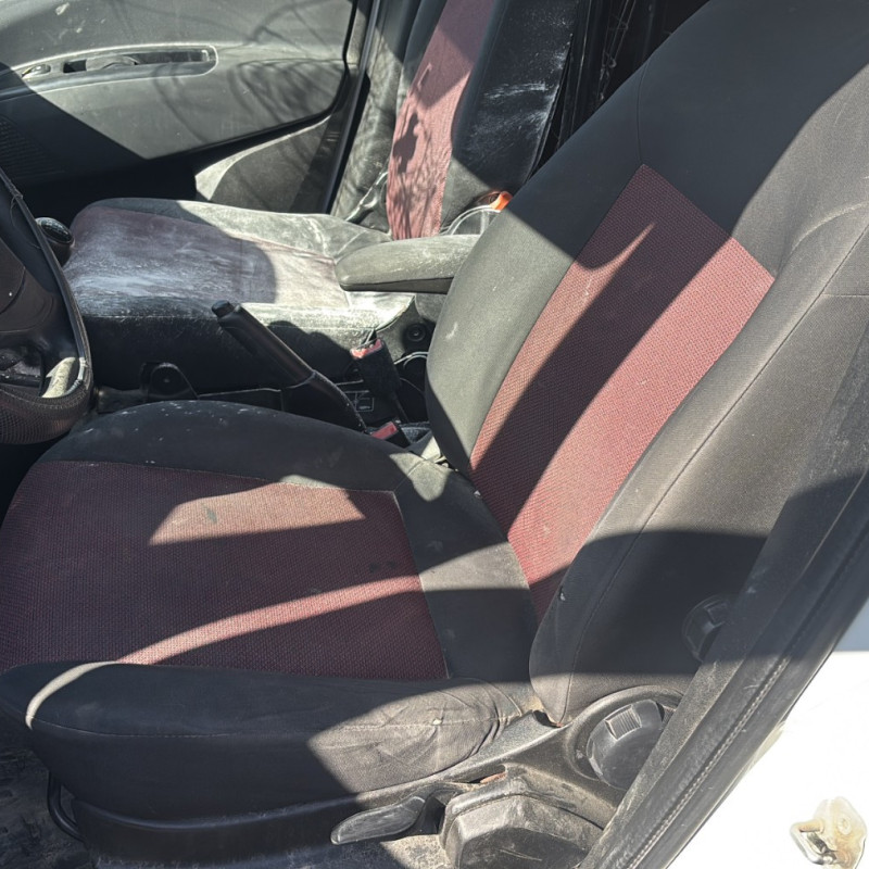 FIAT DOBLO 2 PHASE 1 1.3 JTD - 16V TURBO MULTIJET Photo n°12