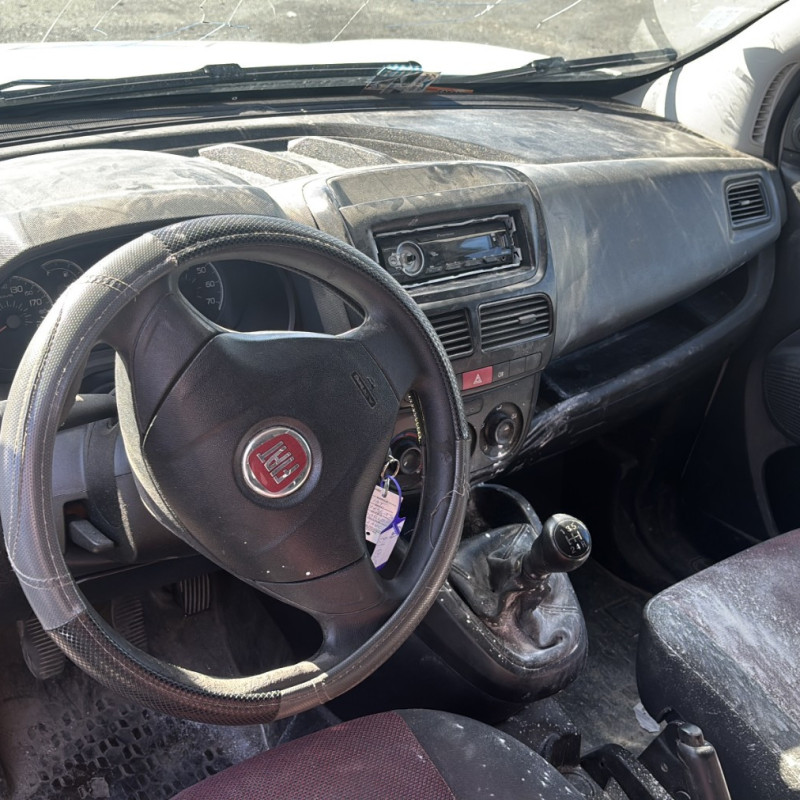 FIAT DOBLO 2 PHASE 1 1.3 JTD - 16V TURBO MULTIJET Photo n°15