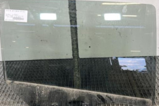 Vitre arriere droit PEUGEOT 308 2 Photo n°1