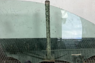 Vitre avant gauche PEUGEOT 308 2