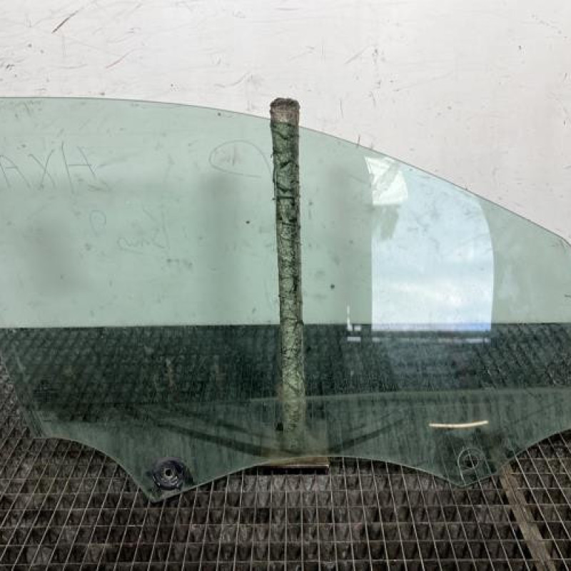 Vitre avant gauche PEUGEOT 308 2 Photo n°4