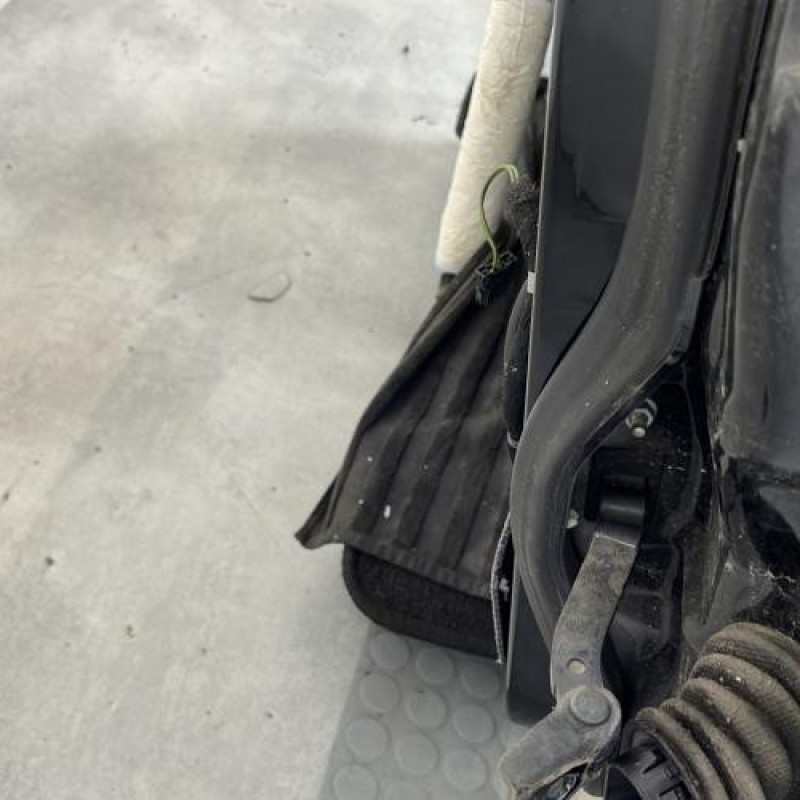 Porte avant gauche MERCEDES CLASSE CLK 209 Photo n°2