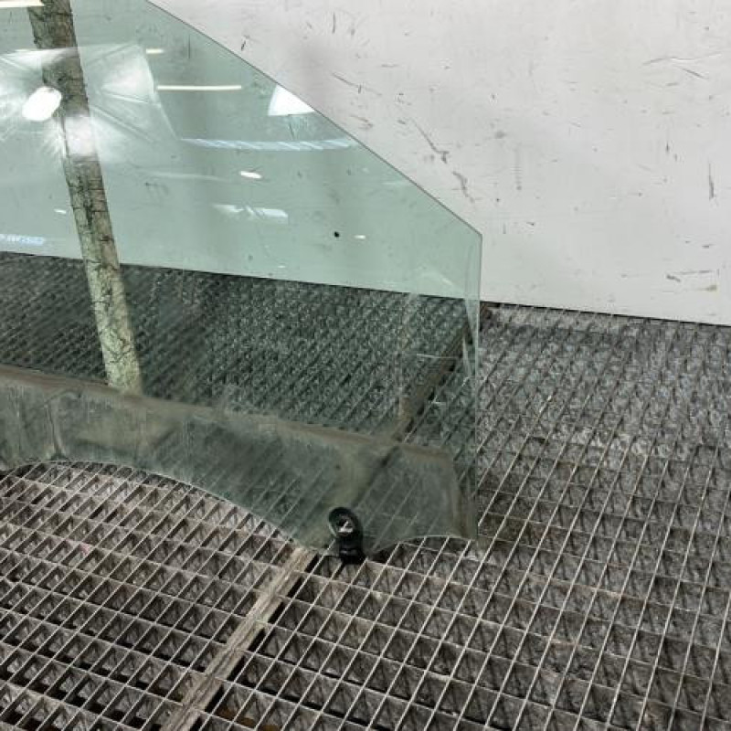 Vitre avant droit RENAULT CLIO 3 Photo n°3