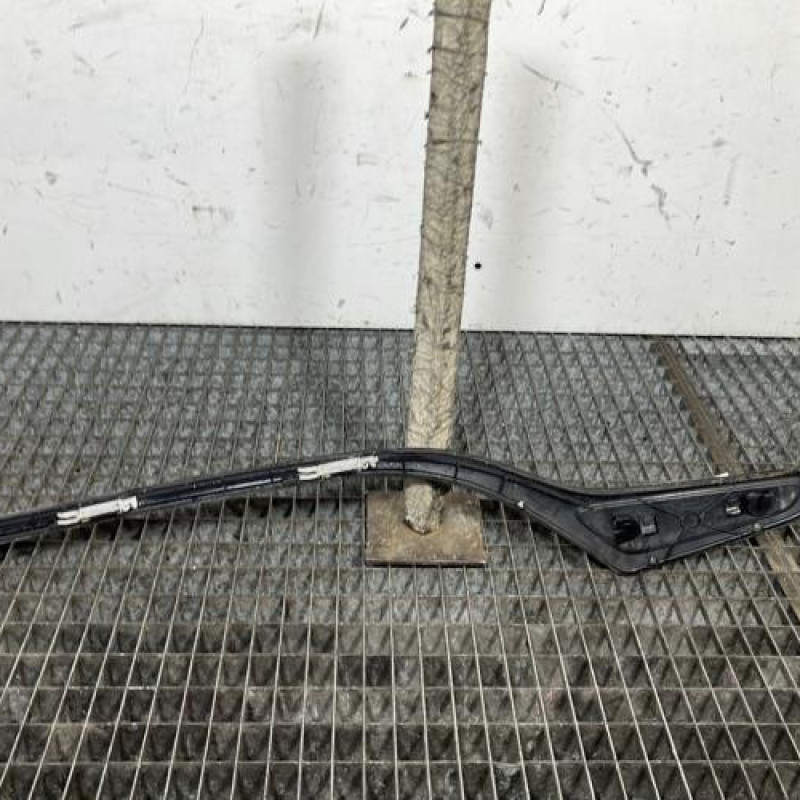 Enjoliveur PEUGEOT 208 1 Photo n°4