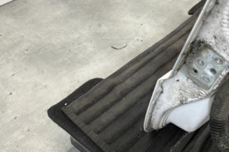 Porte de coffre droit MERCEDES VITO 639