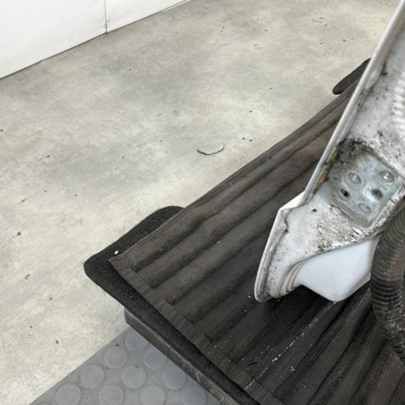 Porte de coffre droit MERCEDES VITO 639 Photo n°10