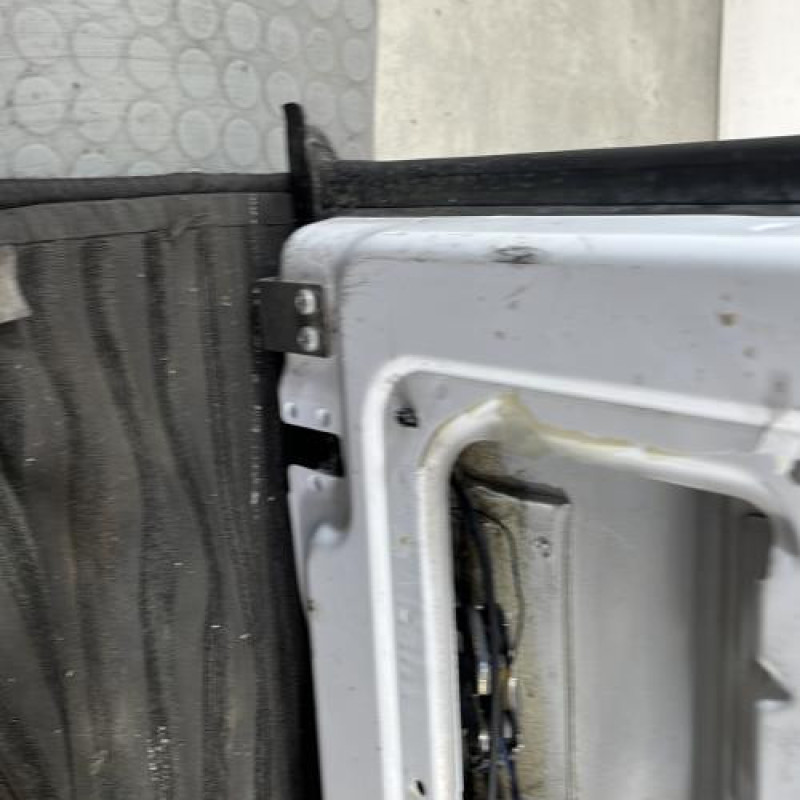 Porte de coffre gauche MERCEDES VITO 639 Photo n°8