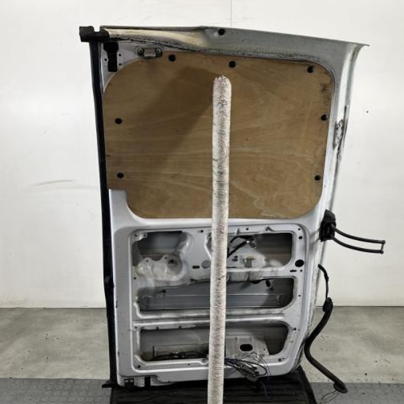 Porte de coffre gauche MERCEDES VITO 639 Photo n°9