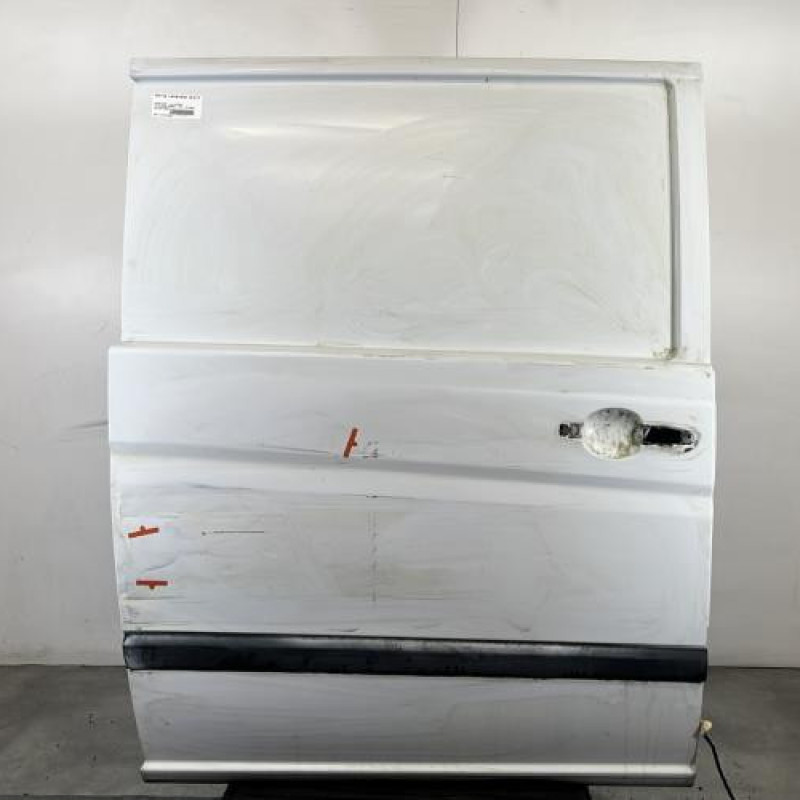 Porte laterale droit MERCEDES VITO 639 Photo n°1