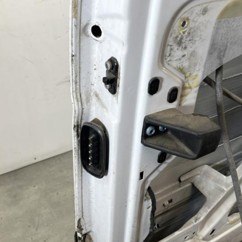 Porte laterale droit MERCEDES VITO 639 Photo n°7