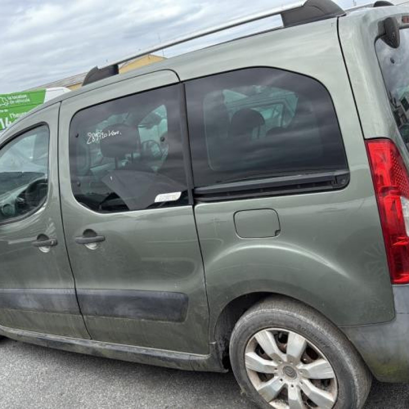 Pare boue arriere gauche CITROEN BERLINGO 2 Photo n°10