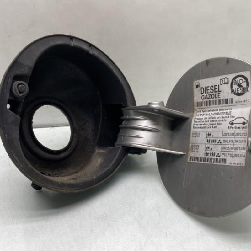 Trappe d'essence VOLKSWAGEN PASSAT 6 Photo n°3