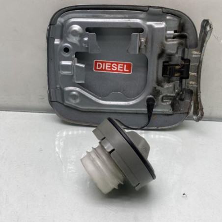 Trappe d'essence TOYOTA AVENSIS 2