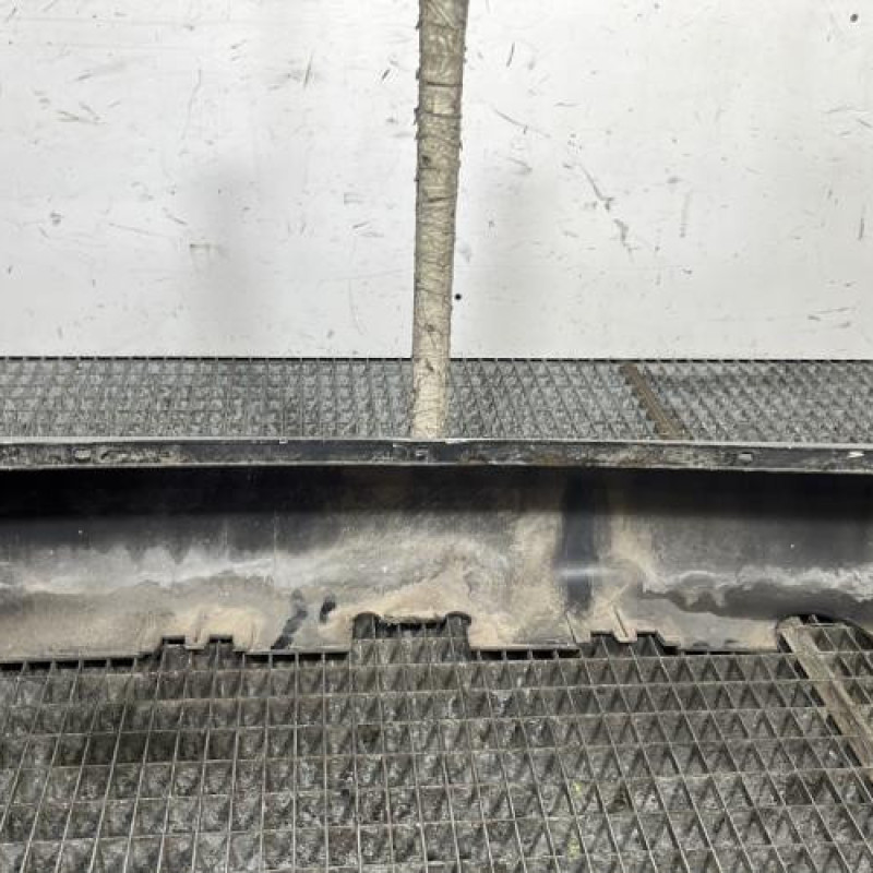 Pare choc arriere PEUGEOT PARTNER 1 Photo n°6