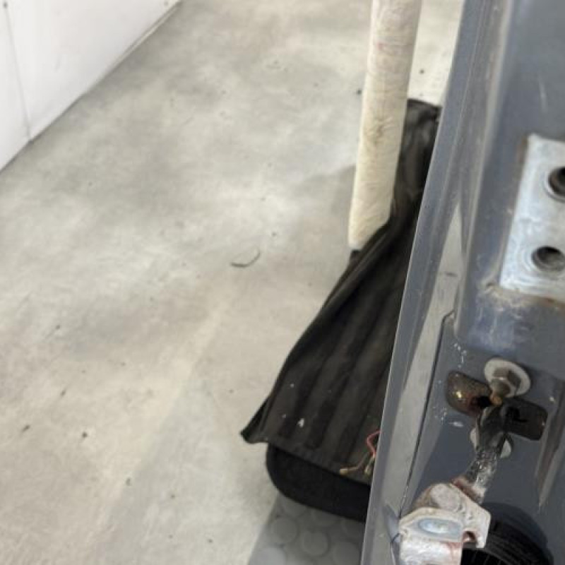 Porte avant gauche PEUGEOT PARTNER 1 Photo n°5